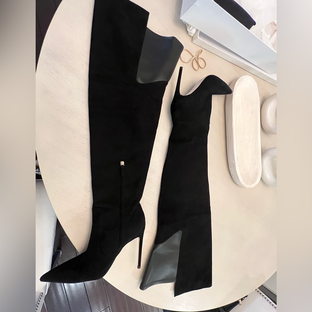 Thigh high boots Brand New Condition